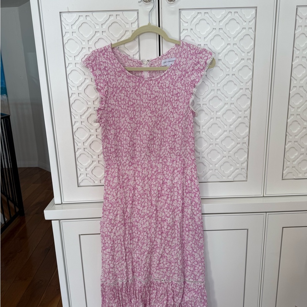 Lost + Wander Pink Floral Dress. Super flattering